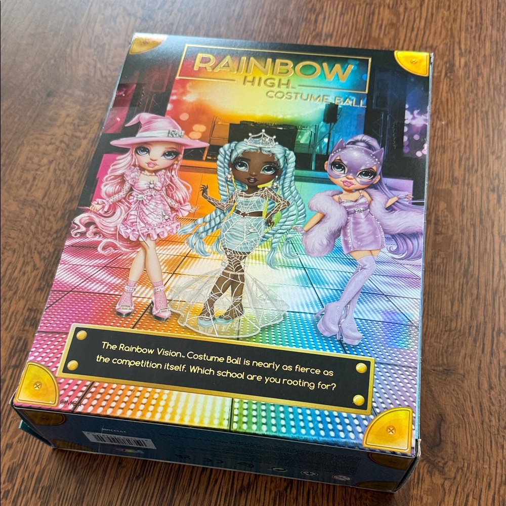 Rainbow High Costume Ball Doll with Braided Hair - Picture 4 of 4